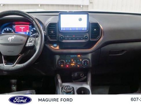 Used 2023 Ford Bronco Sport Outer Banks w/ Tech Package image 18