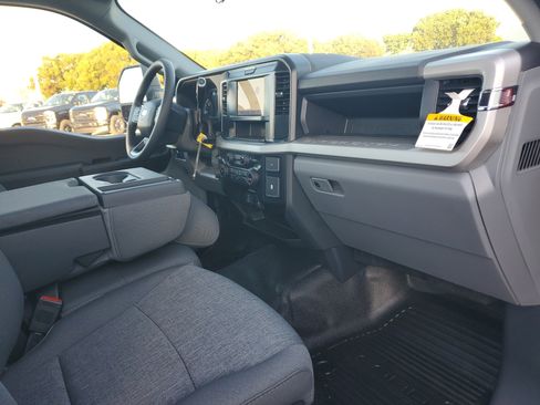 New 2026 Ford F350 XL w/ XL Chrome Package image 15
