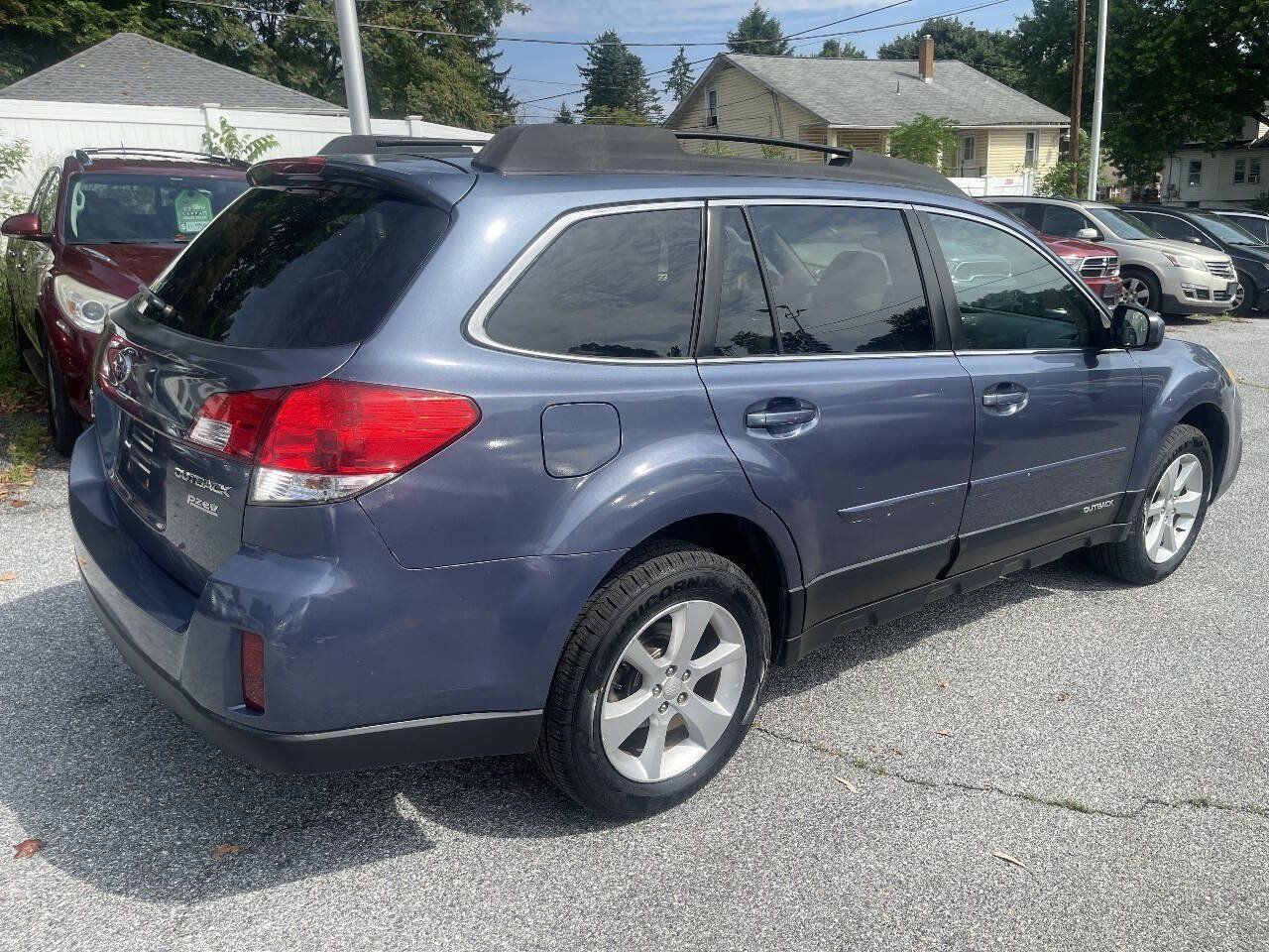 Used 2013 Subaru Outback 2.5i Premium AWD/4WD image 6
