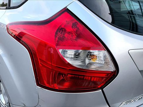 Used 2013 Ford Focus SE image 28