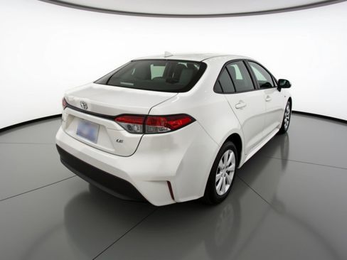 Used 2025 Toyota Corolla LE image 9