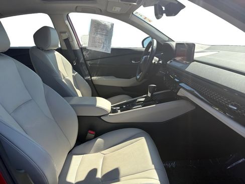 Used 2025 Honda Accord Touring image 17