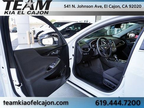 Used 2024 Chevrolet Malibu LT image 33