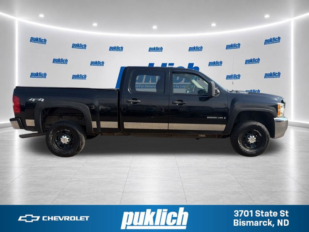 Used 2007 Chevrolet Silverado 2500 LT w/ 1LT Convenience Package AWD/4WD image 4