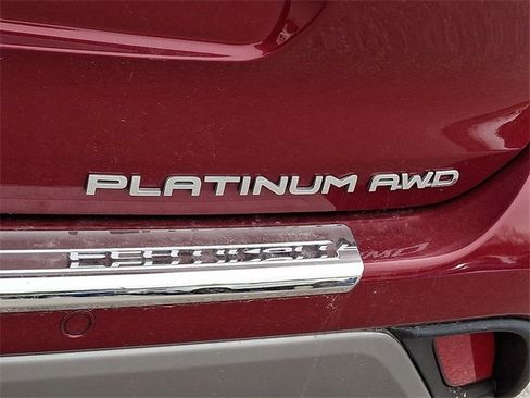 Used 2024 Toyota Highlander Platinum image 32