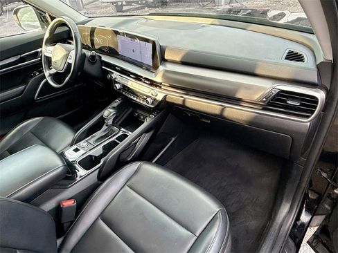 Used 2024 Kia Telluride S w/ S Sunroof Package image 34