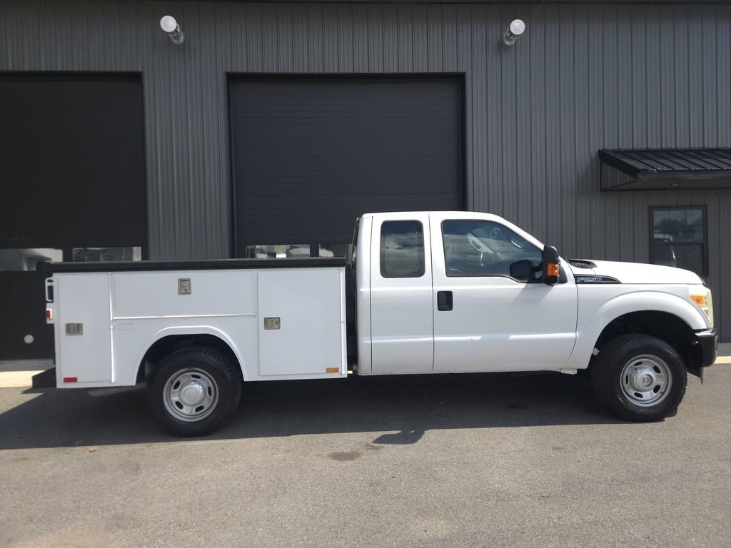 Used 2015 Ford F250 XL w/ Power Equipment Group AWD/4WD image 5