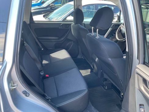 Used 2016 Subaru Forester 2.5i Premium w/ All-Weather Package AWD/4WD image 22