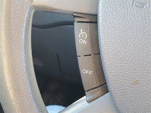 Used 2013 Ford Transit Connect XLT image 18