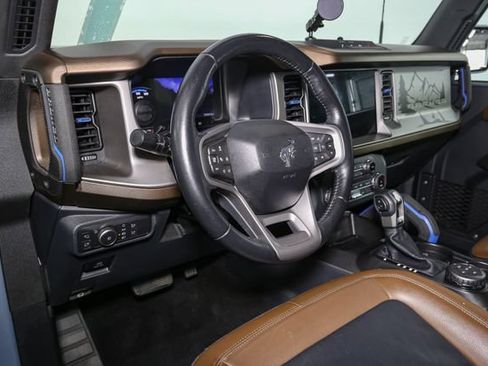 Used 2022 Ford Bronco Outer Banks AWD/4WD image 17