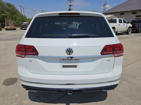 Used 2019 Volkswagen Atlas SE w/ Towing Package FWD image 6