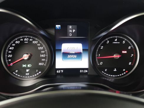Used 2019 Mercedes-Benz GLC 300 4MATIC Coupe image 14
