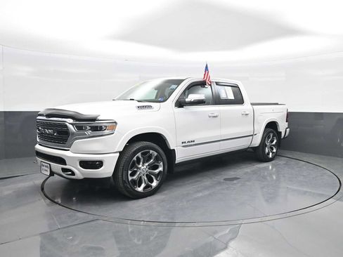 Used 2024 RAM 1500 Limited AWD/4WD image 4