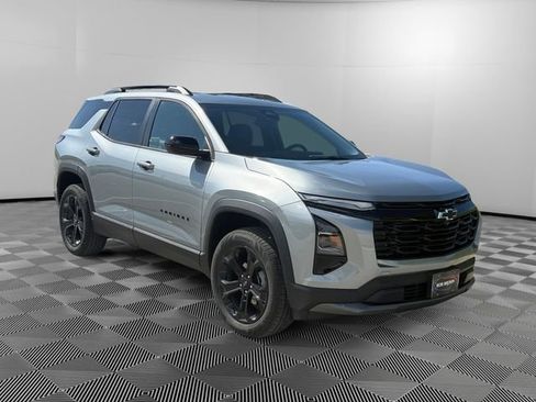 New 2026 Chevrolet Equinox LT w/ Convenience Package II AWD/4WD image 7