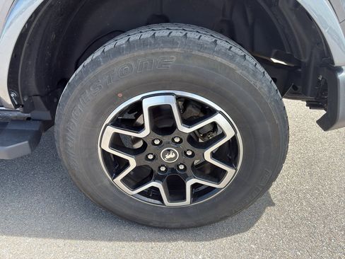 Used 2023 Ford Bronco Outer Banks AWD/4WD image 10