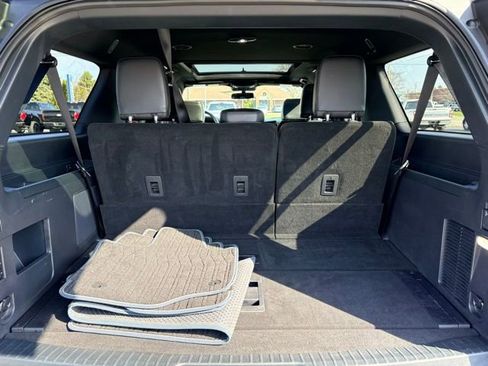 Used 2024 Ford Expedition Max Platinum image 18