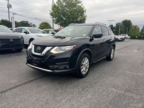 Used 2018 Nissan Rogue SV w/ Sun & Sound Touring Package AWD/4WD image 7