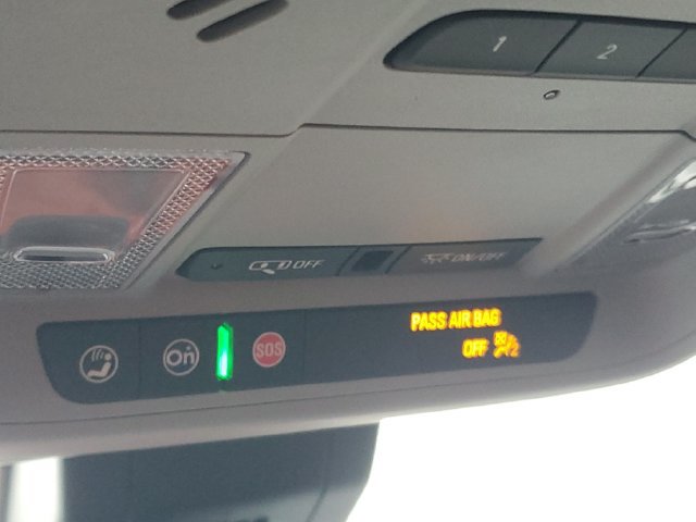 Certified 2024 GMC Terrain SLT FWD image 30