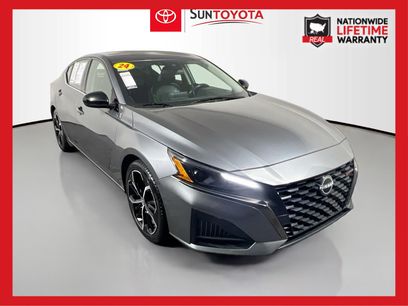 Used 2024 Nissan Altima 2.5 SR