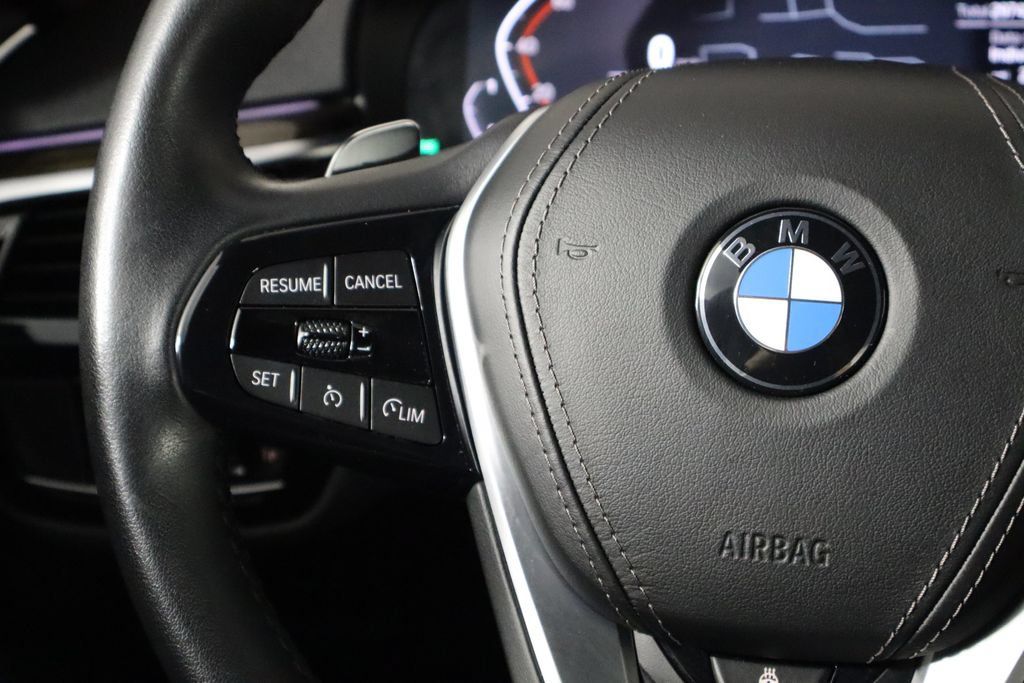 Used 2023 BMW 530i xDrive w/ Convenience Package AWD/4WD image 8