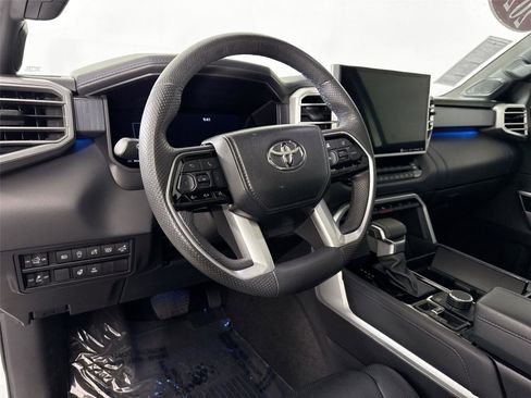 Used 2024 Toyota Tundra Platinum image 4