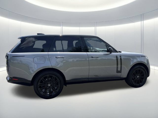 Used 2023 Land Rover Range Rover SE AWD/4WD image 7