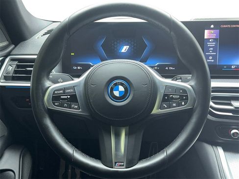 Used 2023 BMW i4 eDrive40 w/ M Sport Package image 18