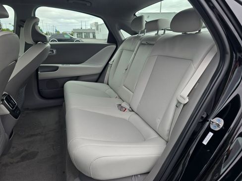 New 2025 Hyundai Ioniq 6 SEL image 30