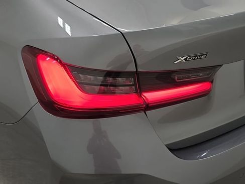 Certified 2025 BMW 330i xDrive Sedan w/ Convenience Package AWD/4WD image 30