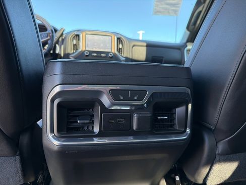 Used 2019 Chevrolet Silverado 1500 High Country w/ Technology Package image 40