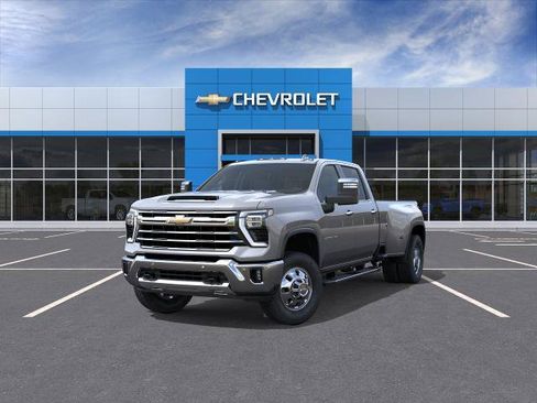 New 2026 Chevrolet Silverado 3500 LTZ w/ LTZ Convenience Package AWD/4WD image 8