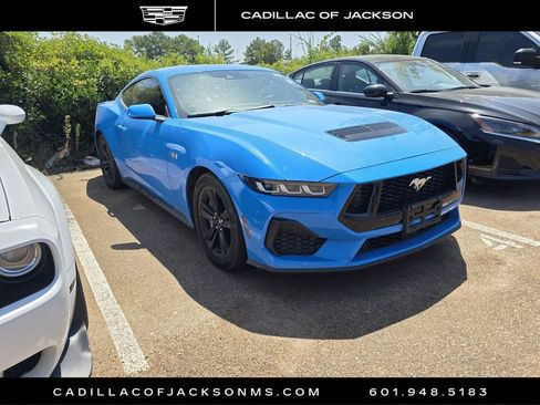 Used 2024 Ford Mustang GT RWD image 3