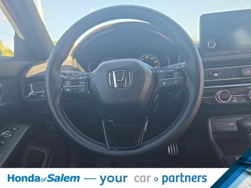Used 2023 Honda Civic Sport image 15