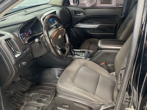 Used 2021 Chevrolet Colorado LT w/ Fleet Safety Package image 5