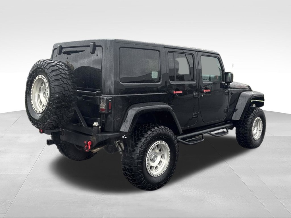 Used 2016 Jeep Wrangler Unlimited Rubicon AWD/4WD image 3