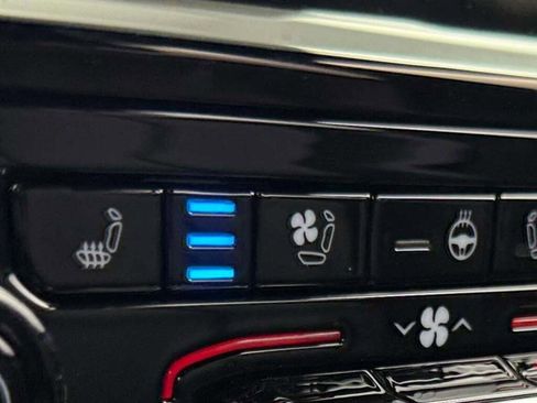 New 2025 Jeep Grand Cherokee L Overland image 34