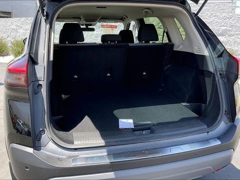 Certified 2023 Nissan Rogue SV FWD image 34