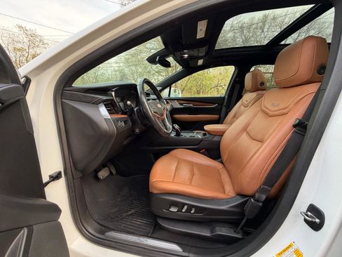 Used 2020 Cadillac XT5 Premium Luxury AWD/4WD image 21