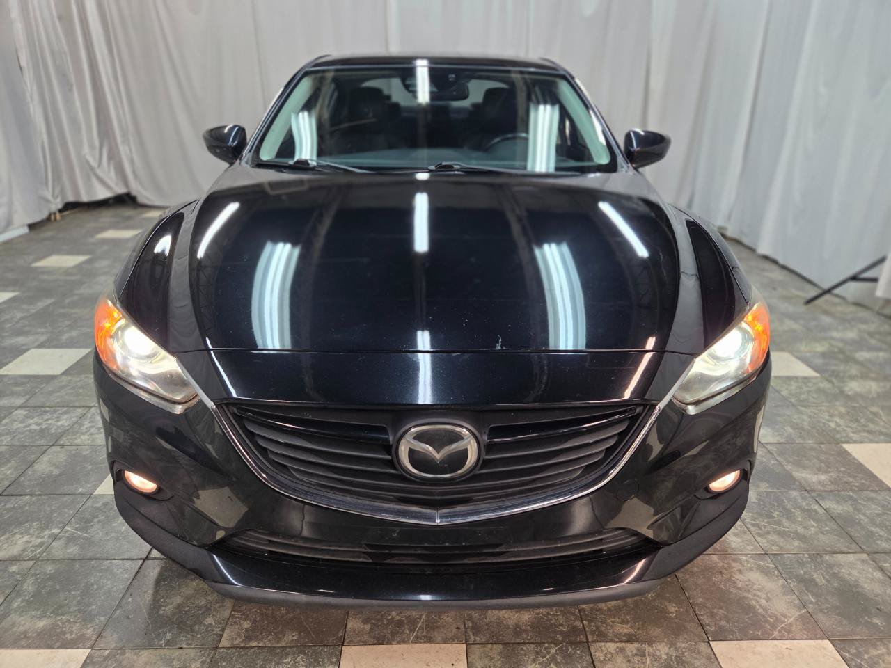 Used 2015 MAZDA MAZDA6 Grand Touring w/ GT Technology Package FWD image 3