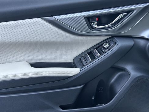 Used 2021 Subaru Impreza 2.0i Limited image 12