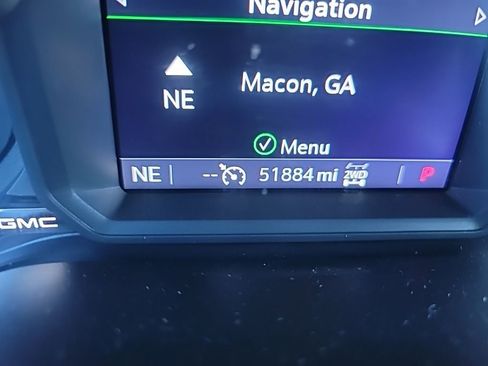 Used 2021 GMC Sierra 1500 SLT w/ SLT Convenience Package image 17