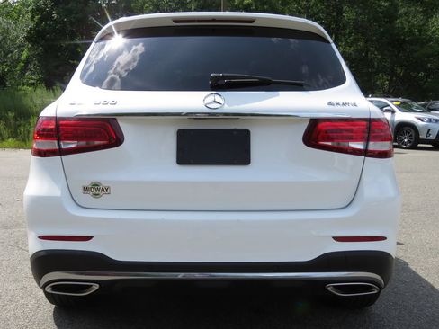 Used 2019 Mercedes-Benz GLC 300 4MATIC image 6