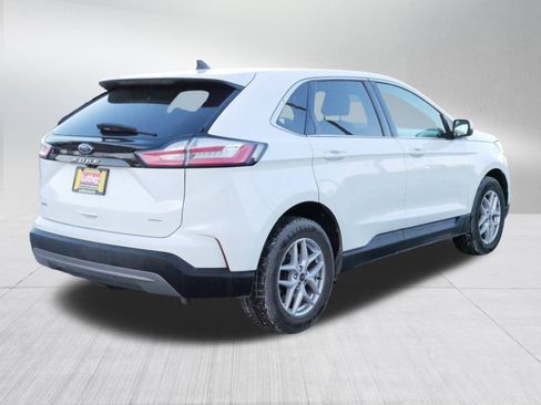 Used 2023 Ford Edge SEL image 7
