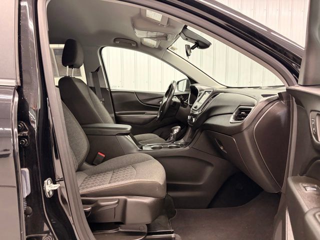 Used 2024 Chevrolet Equinox LT FWD image 11