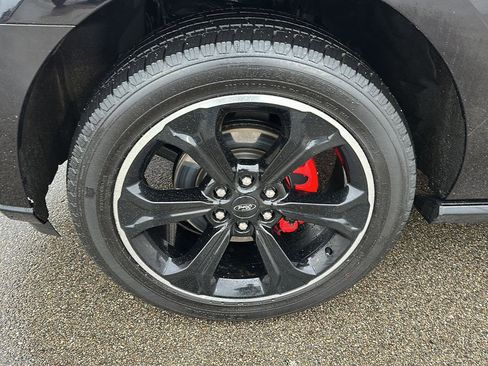 Used 2024 Ford Expedition Limited image 2