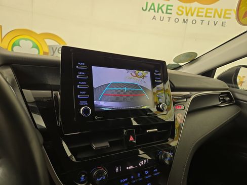 Used 2024 Toyota Camry SE image 20