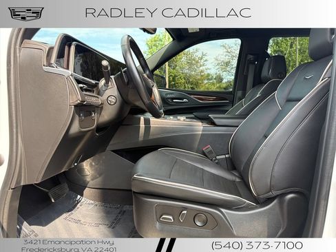 Certified 2023 Cadillac Escalade Premium Luxury AWD/4WD image 3