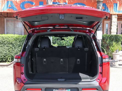 Used 2023 Nissan Pathfinder Rock Creek AWD/4WD image 8