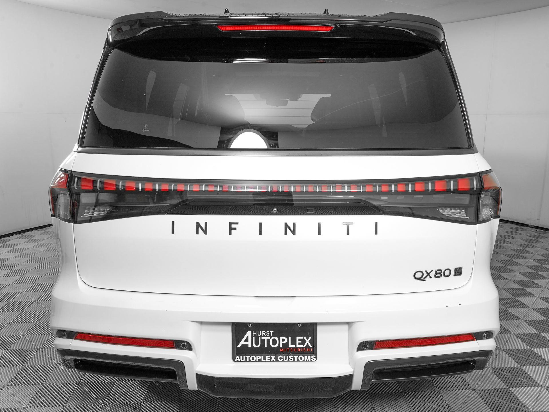 Used 2025 INFINITI QX80 Autograph AWD/4WD image 5