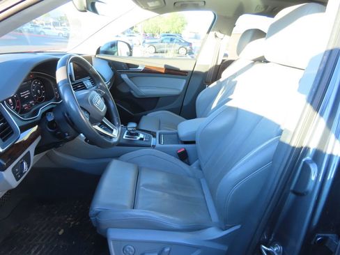 Used 2019 Audi Q5 2.0T Premium Plus w/ Premium Plus Package image 10